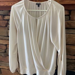 Express blouse with double slit sleeves